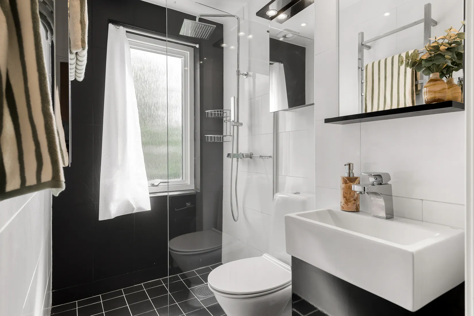 Bostadsrätt, Solbergsvägen 45, Bromma / Mariehäll, Stockholm