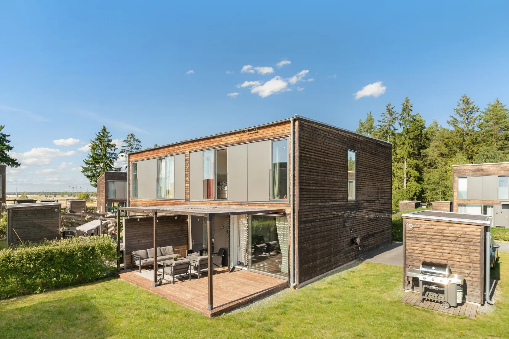 Radhus, Vinlandsvägen 9 A, Jursta Hage, Upplands-Bro