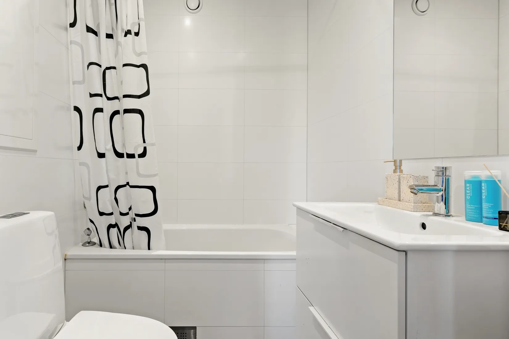 Radhus, Vinlandsvägen 9 A, Jursta Hage, Upplands-Bro