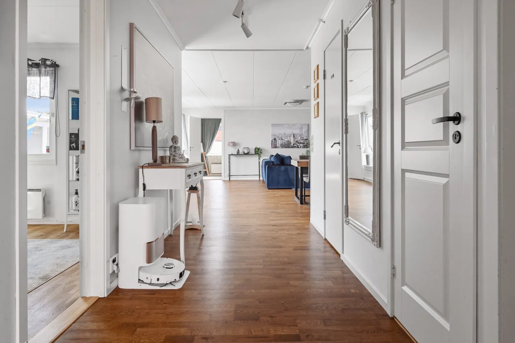 Radhus, Sleipnervägen 21, Sjukyrkoberget, Upplands Väsby