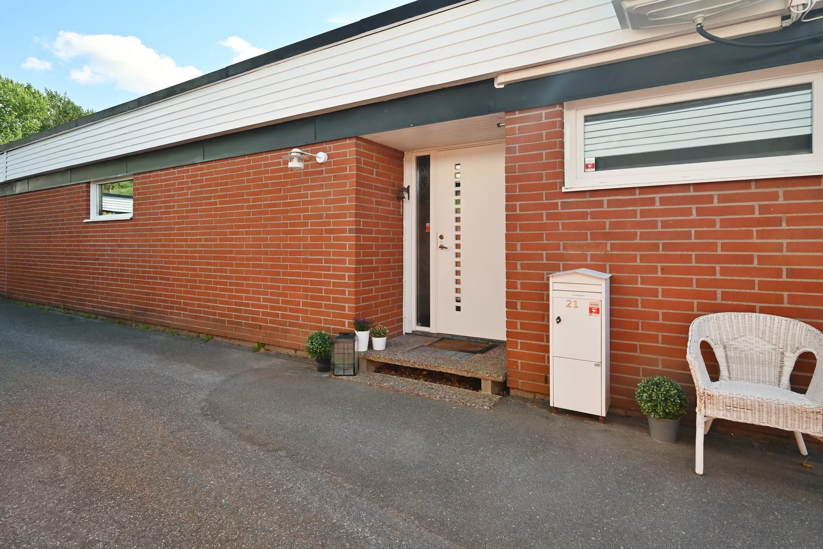 Radhus, Sleipnervägen 21, Sjukyrkoberget, Upplands Väsby