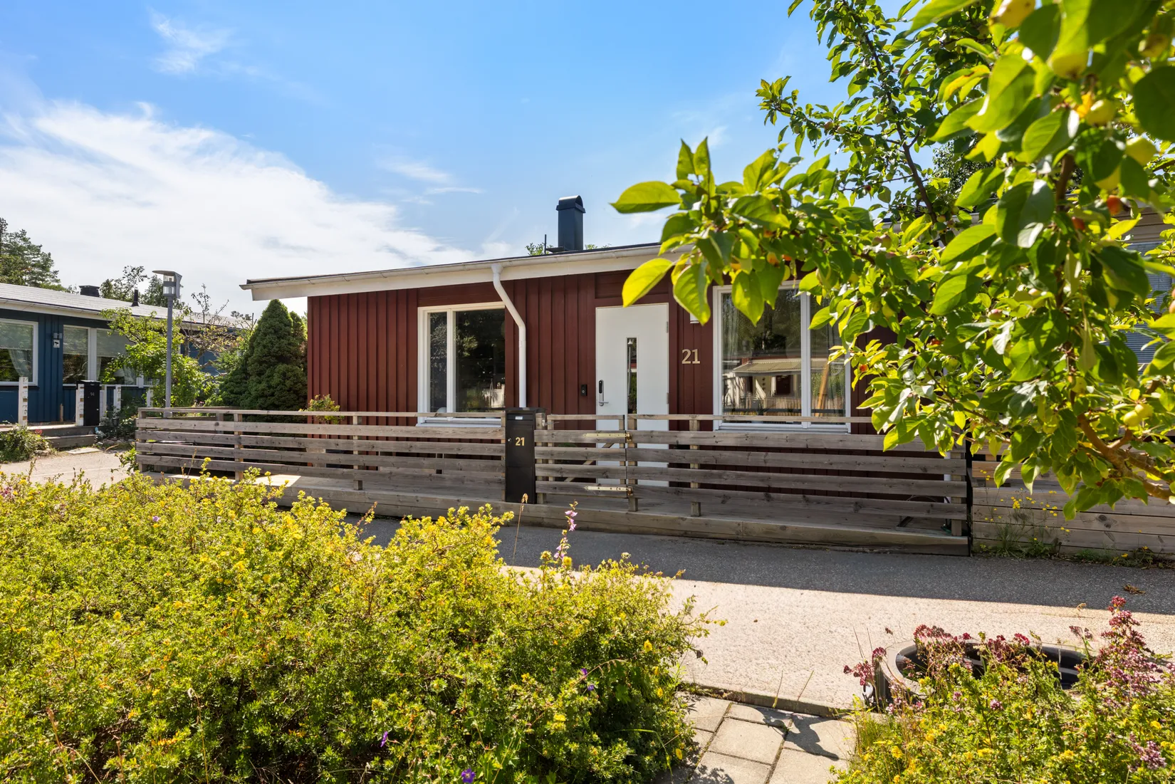 Radhus, Fårtickegången 21, Krusboda, Tyresö
