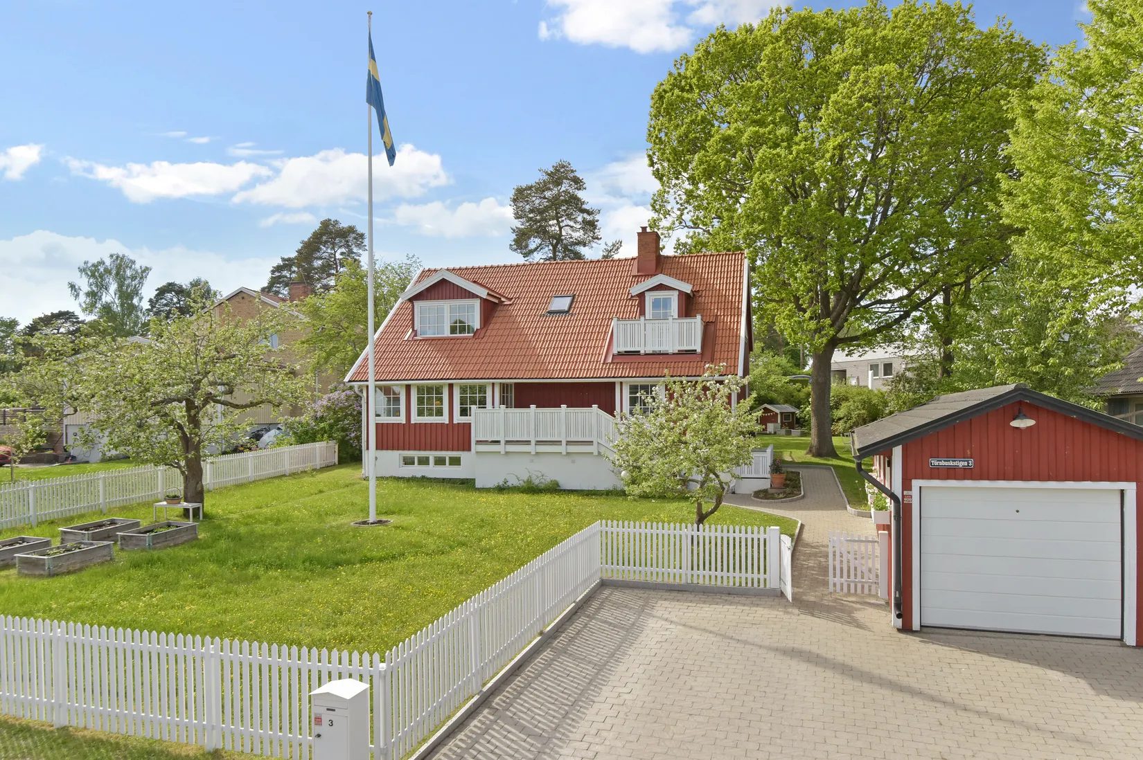 Villa, Törnbuskstigen 3, Solhem, Stockholm