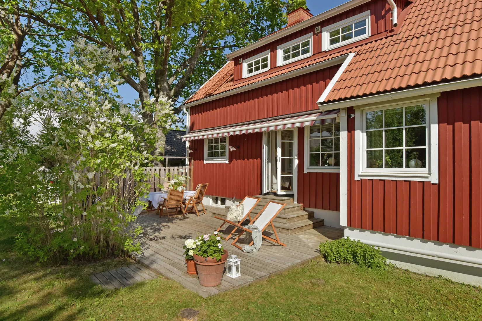Villa, Törnbuskstigen 3, Solhem, Stockholm