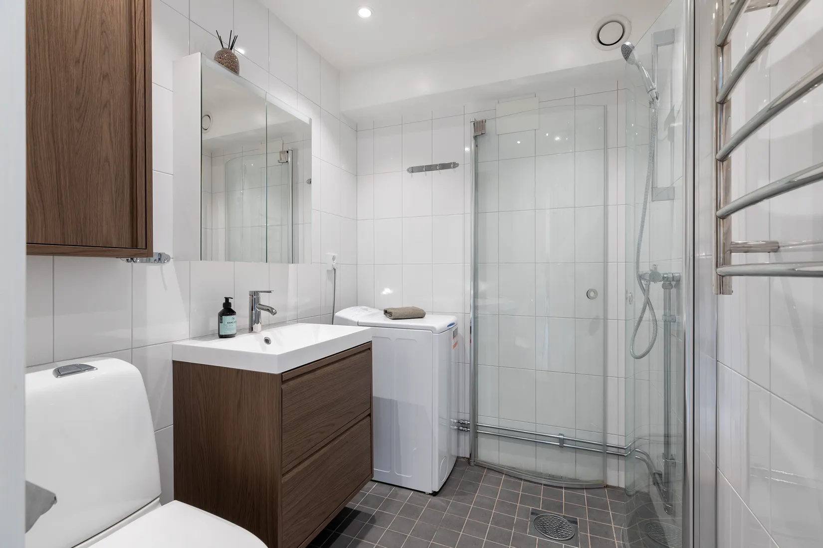 Bostadsrätt, Johan Enbergs väg 28, vån 5, Västra Skogen, Solna