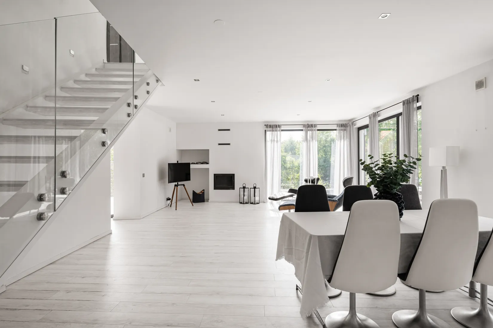Villa, Dagsverkarvägen 7, Bro/Österhagen, Upplands-Bro