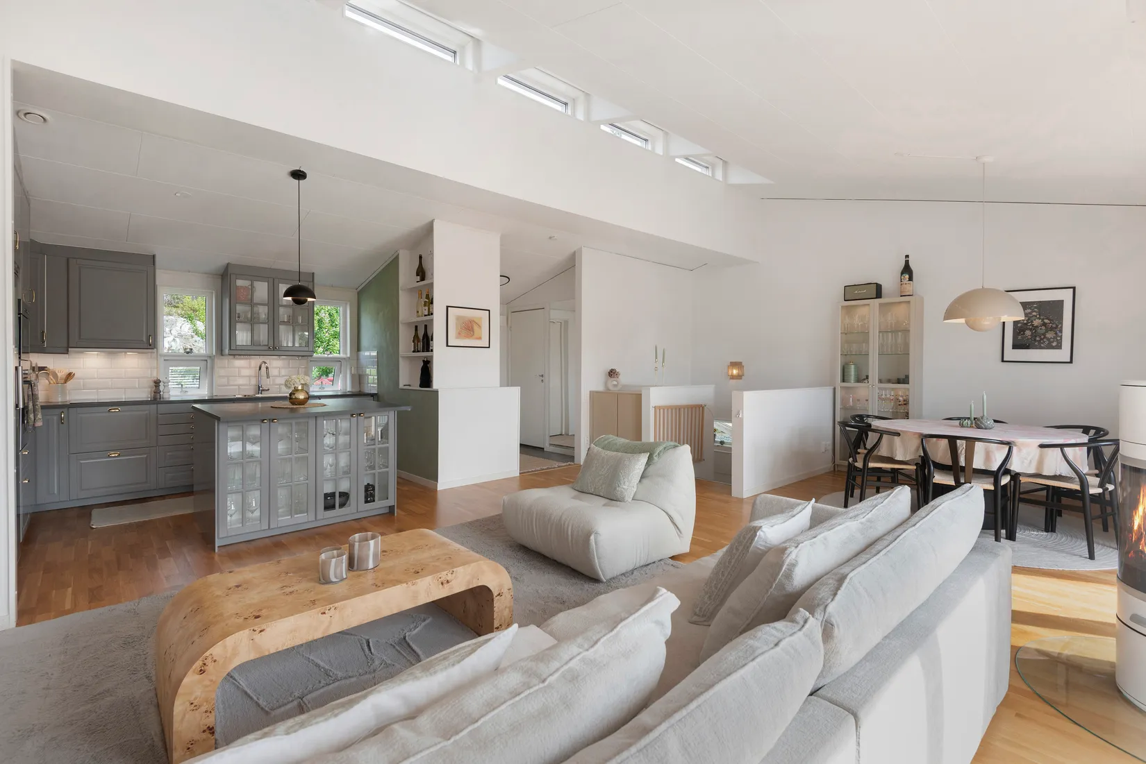 Radhus, Fältspatsvägen 28 A, Nacka