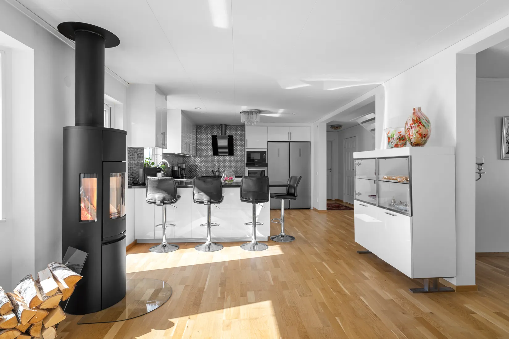 Villa, Vreta gårds väg 76, Tumba - Vretarna, Botkyrka