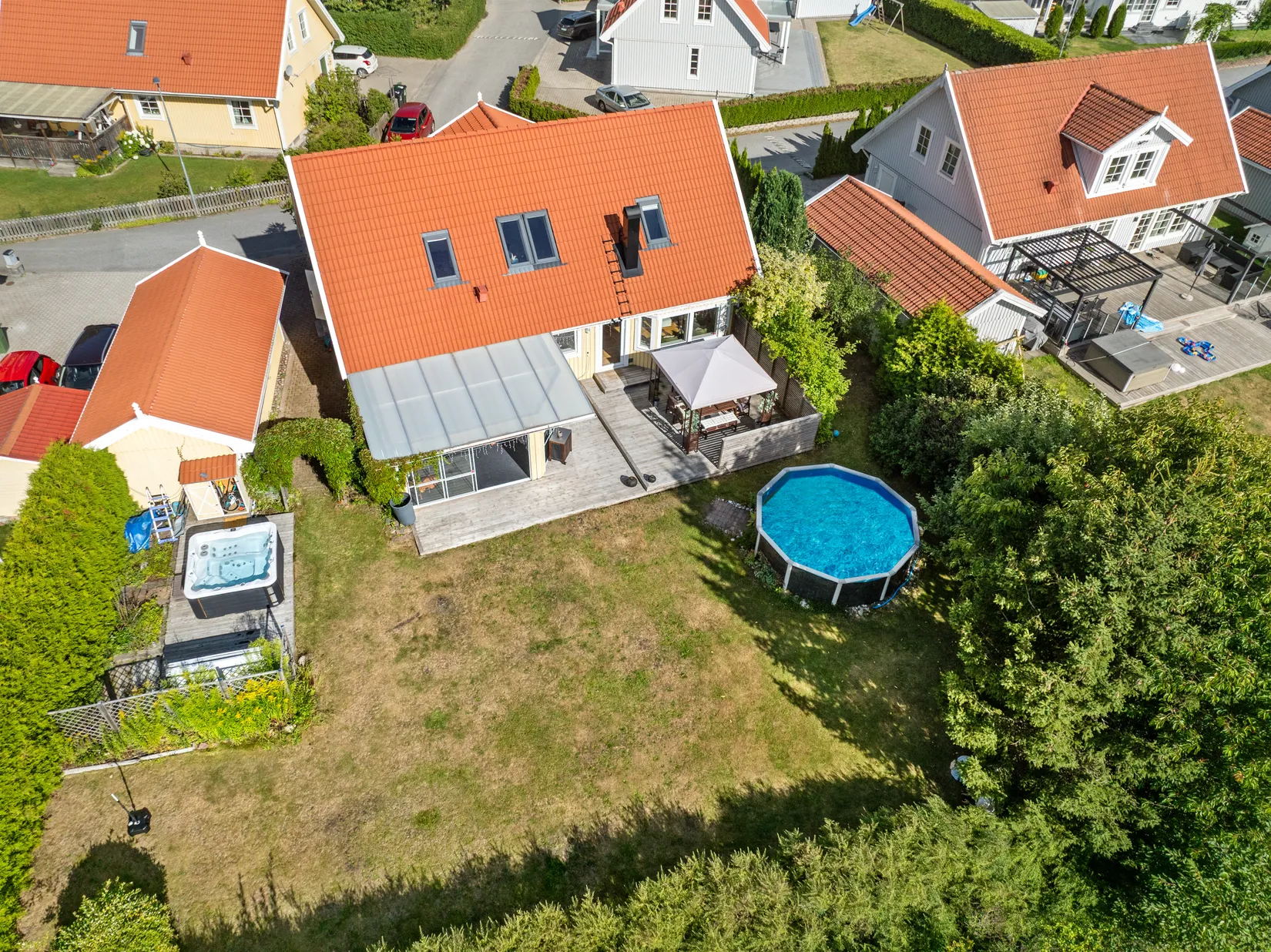 Villa, Vreta gårds väg 76, Tumba - Vretarna, Botkyrka