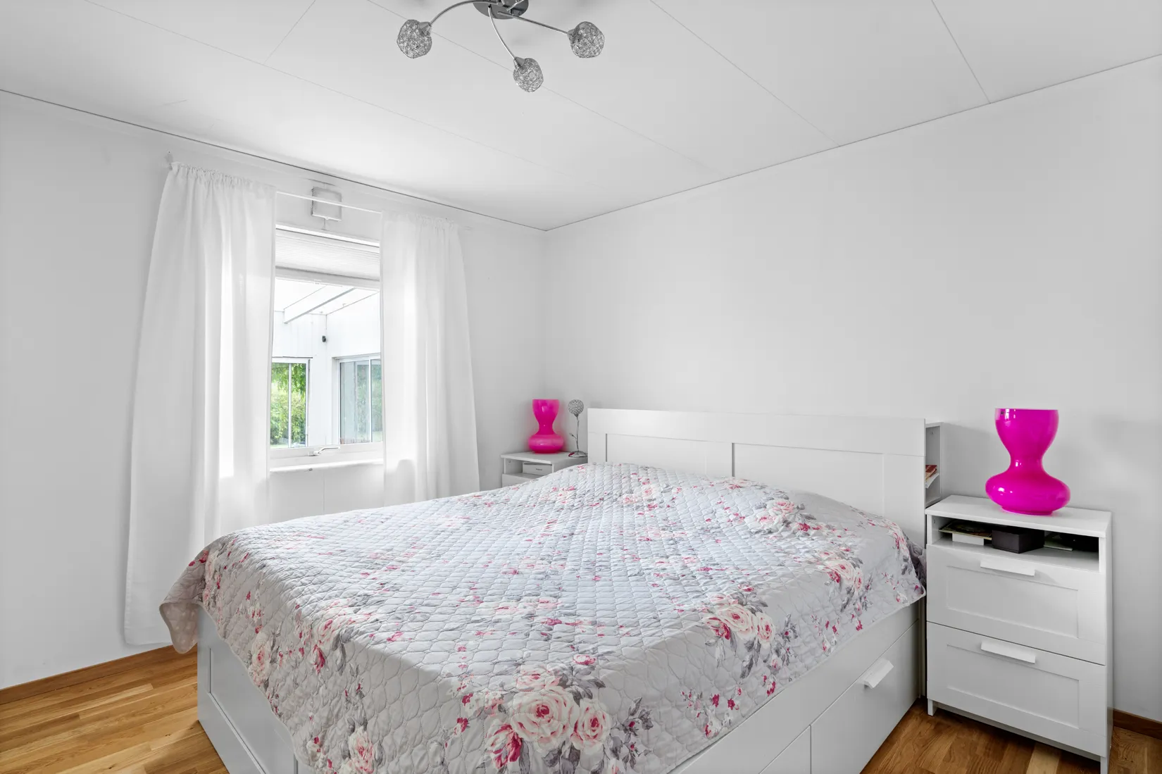 Villa, Vreta gårds väg 76, Tumba - Vretarna, Botkyrka