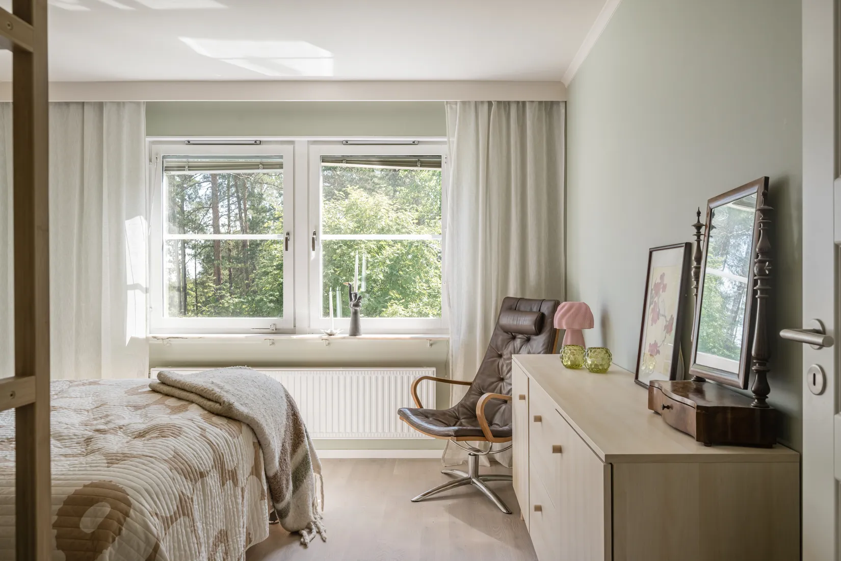 Radhus, ARMÉBACKEN 40, Gribbylund, Täby