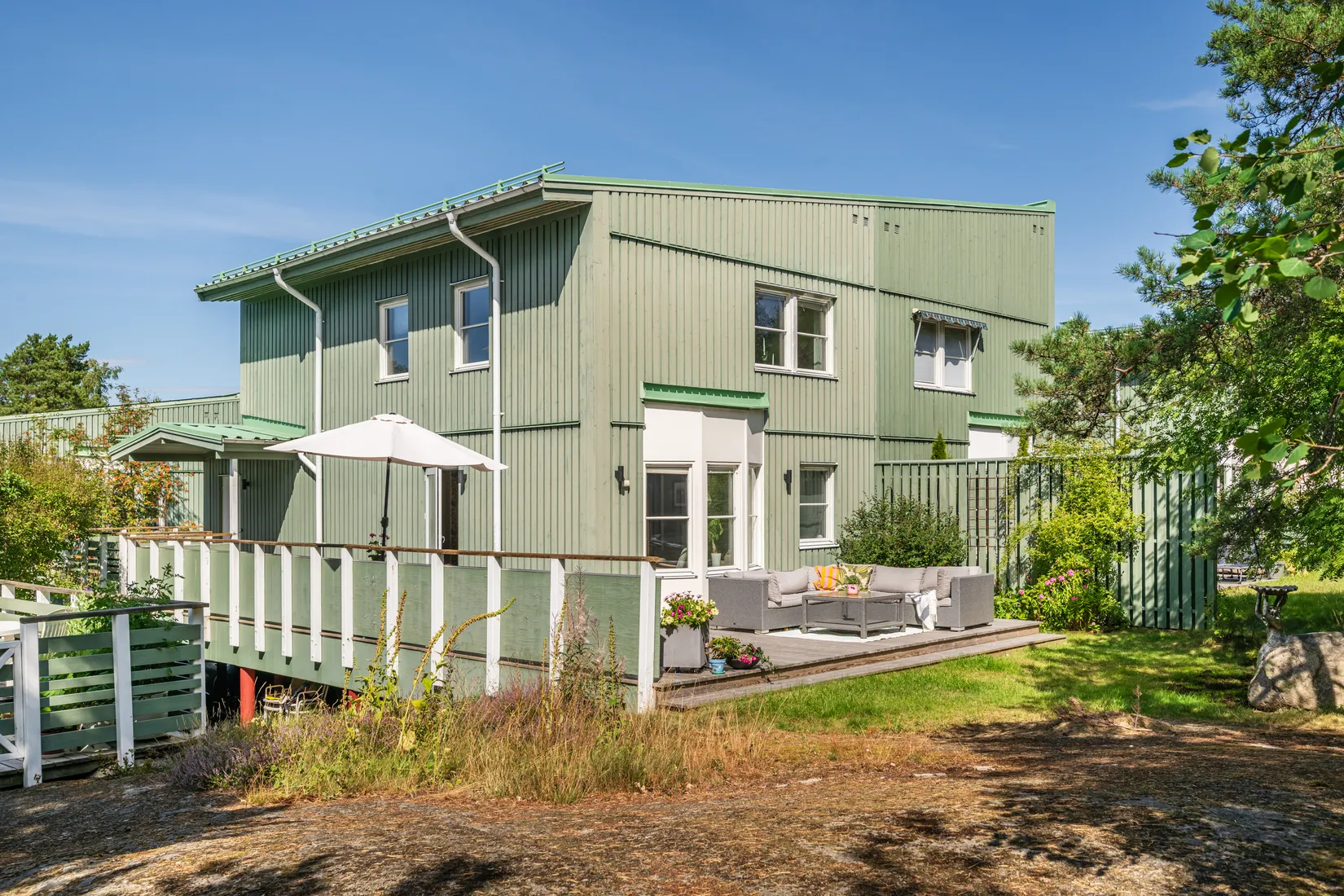 Radhus, ARMÉBACKEN 40, Gribbylund, Täby