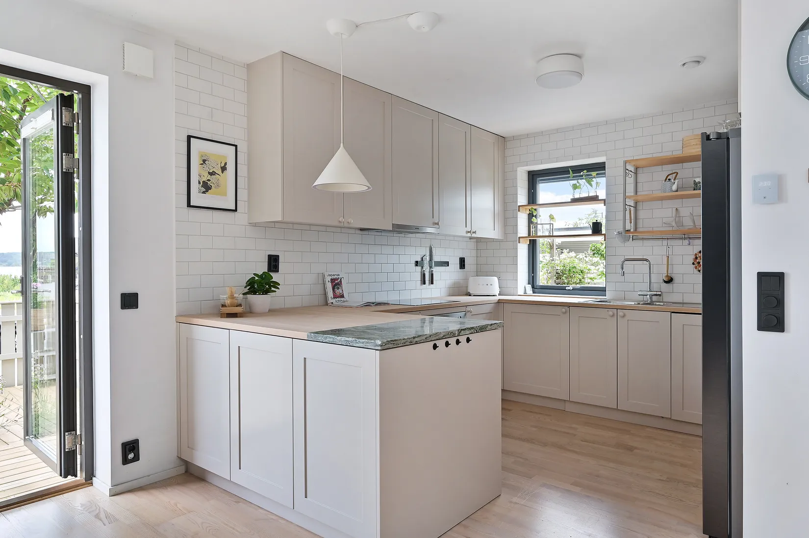 Radhus, Mjölnarvägen 4C, Jungfrusund, Ekerö