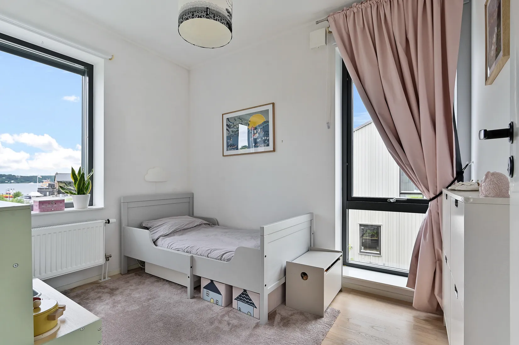 Radhus, Mjölnarvägen 4C, Jungfrusund, Ekerö