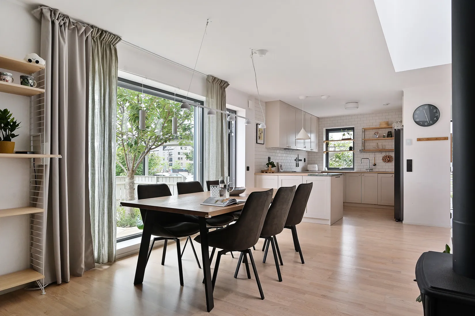 Radhus, Mjölnarvägen 4C, Jungfrusund, Ekerö