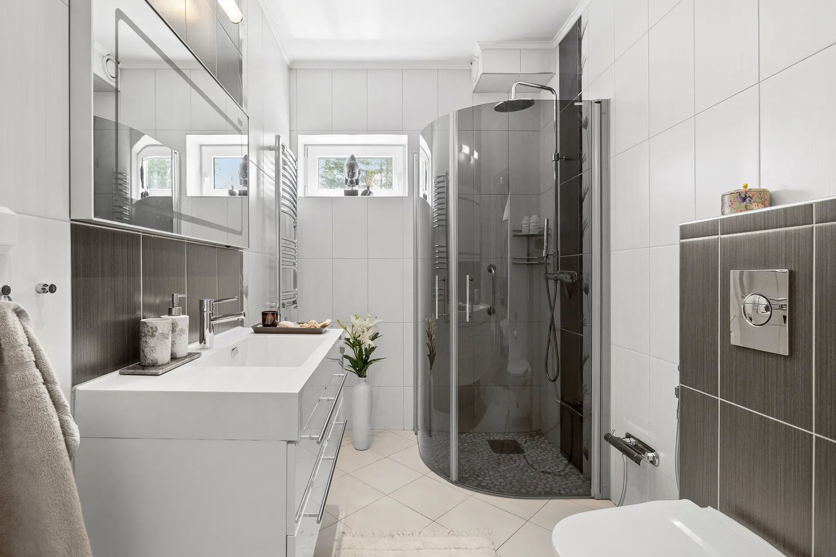 Villa, Hällmarksvägen 62/Uthamravägen 31, Uthamra, Vallentuna