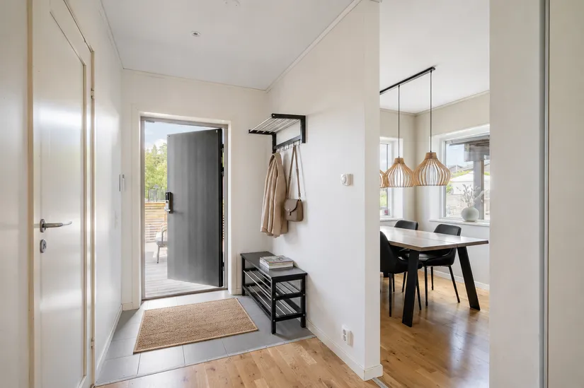 Radhus, Sandviksvägen 18B, Norrboda, Upplands-Bro