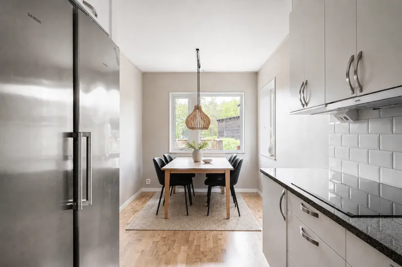 Radhus, Sandviksvägen 18B, Norrboda, Upplands-Bro