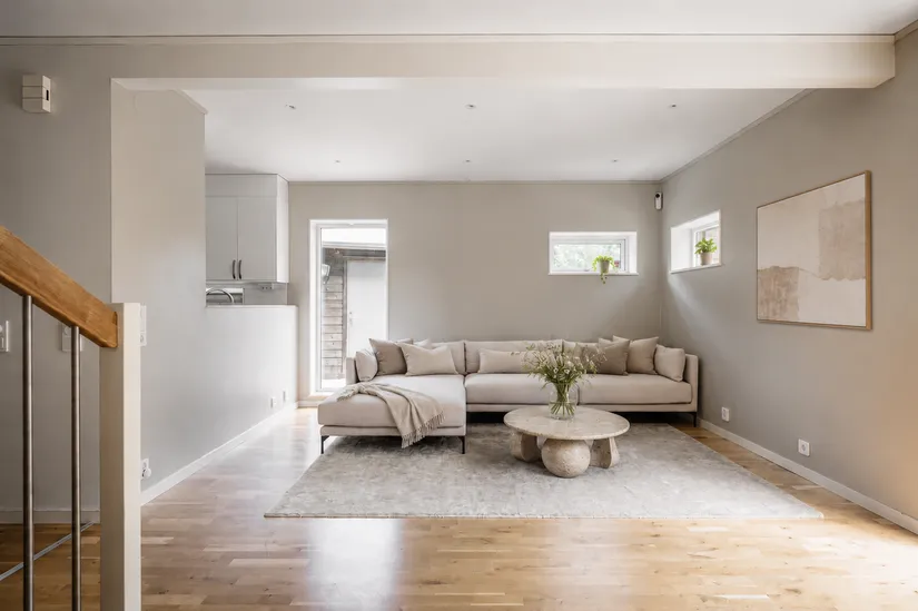 Radhus, Sandviksvägen 18B, Norrboda, Upplands-Bro