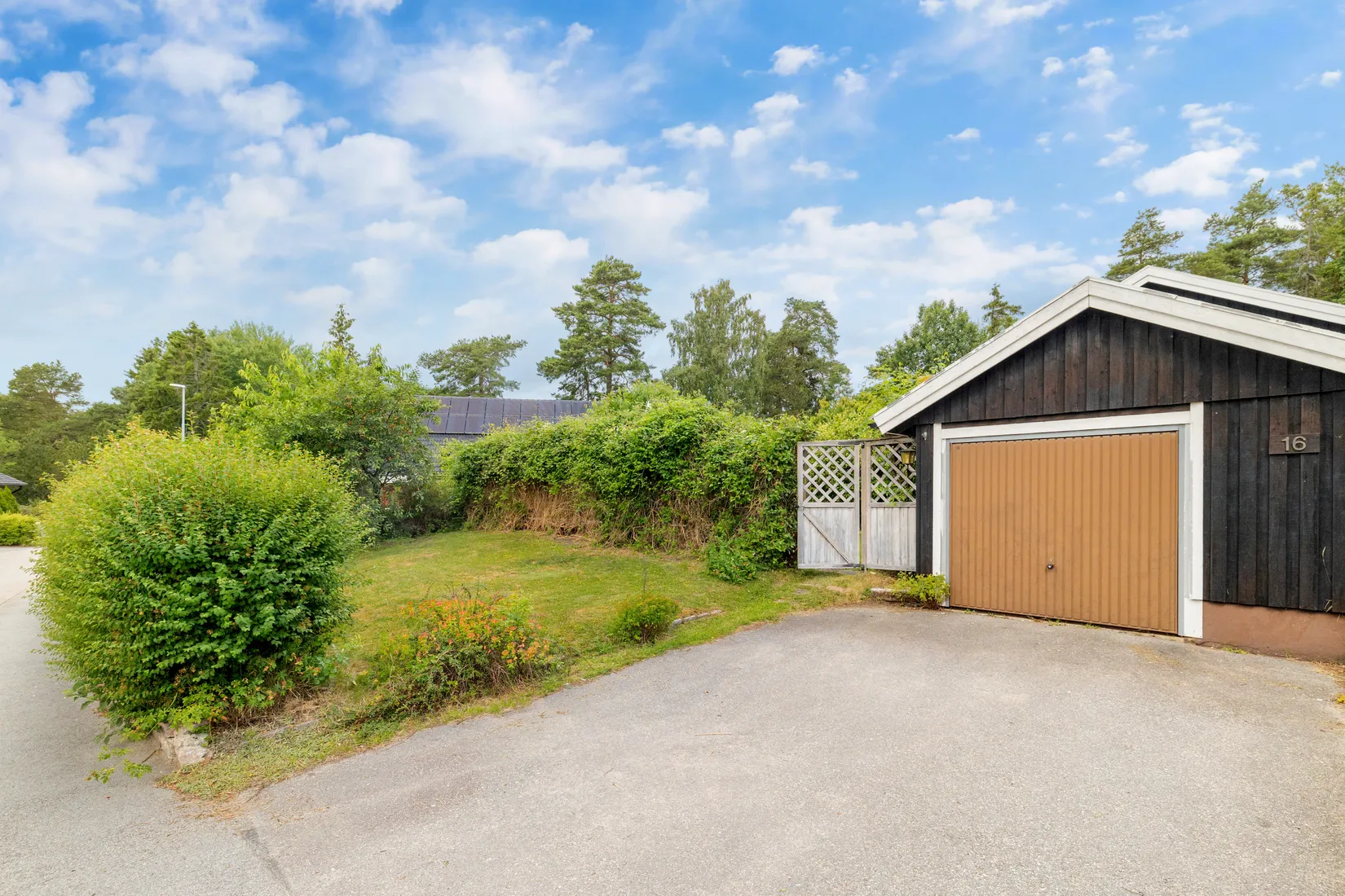 Villa, Lovisedalshöjden 16, Västra Bällsta, Vallentuna