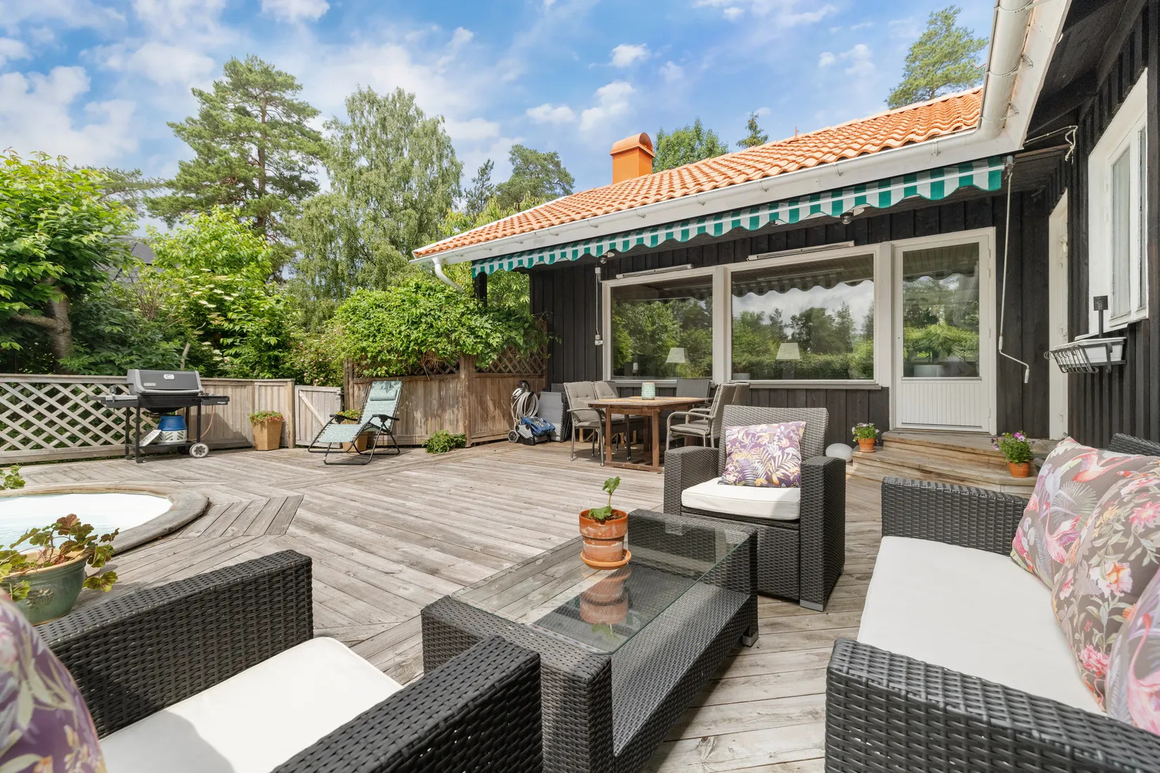 Villa, Lovisedalshöjden 16, Västra Bällsta, Vallentuna
