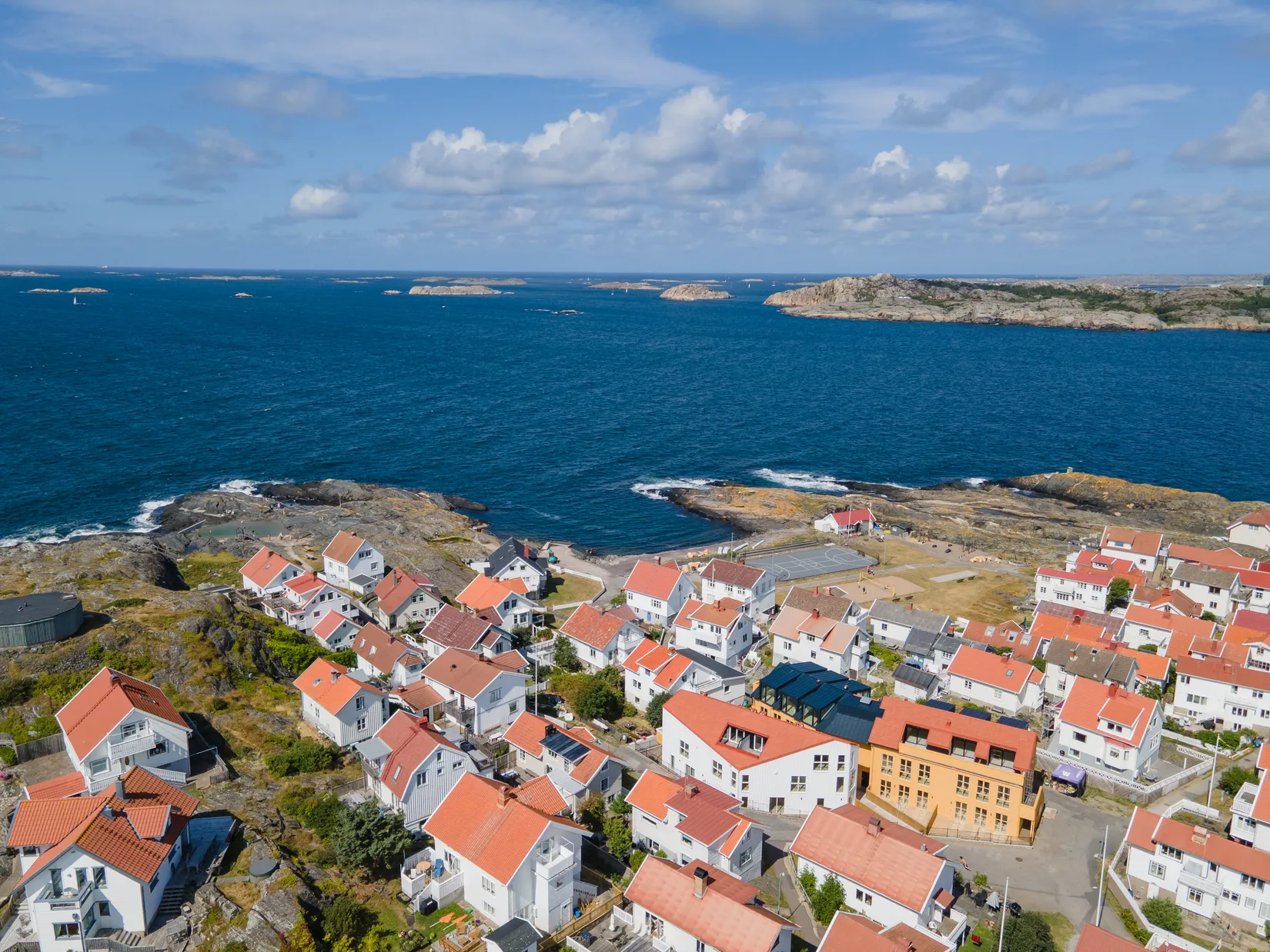 Villa, Klockarudden 1, Åstol, Tjörn