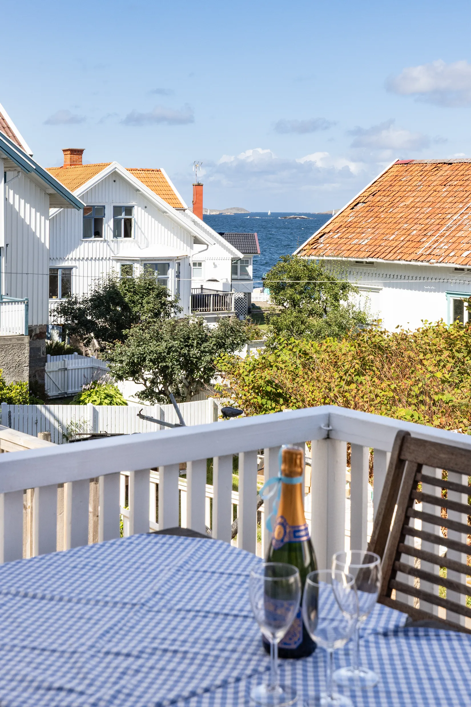 Villa, Klockarudden 1, Åstol, Tjörn