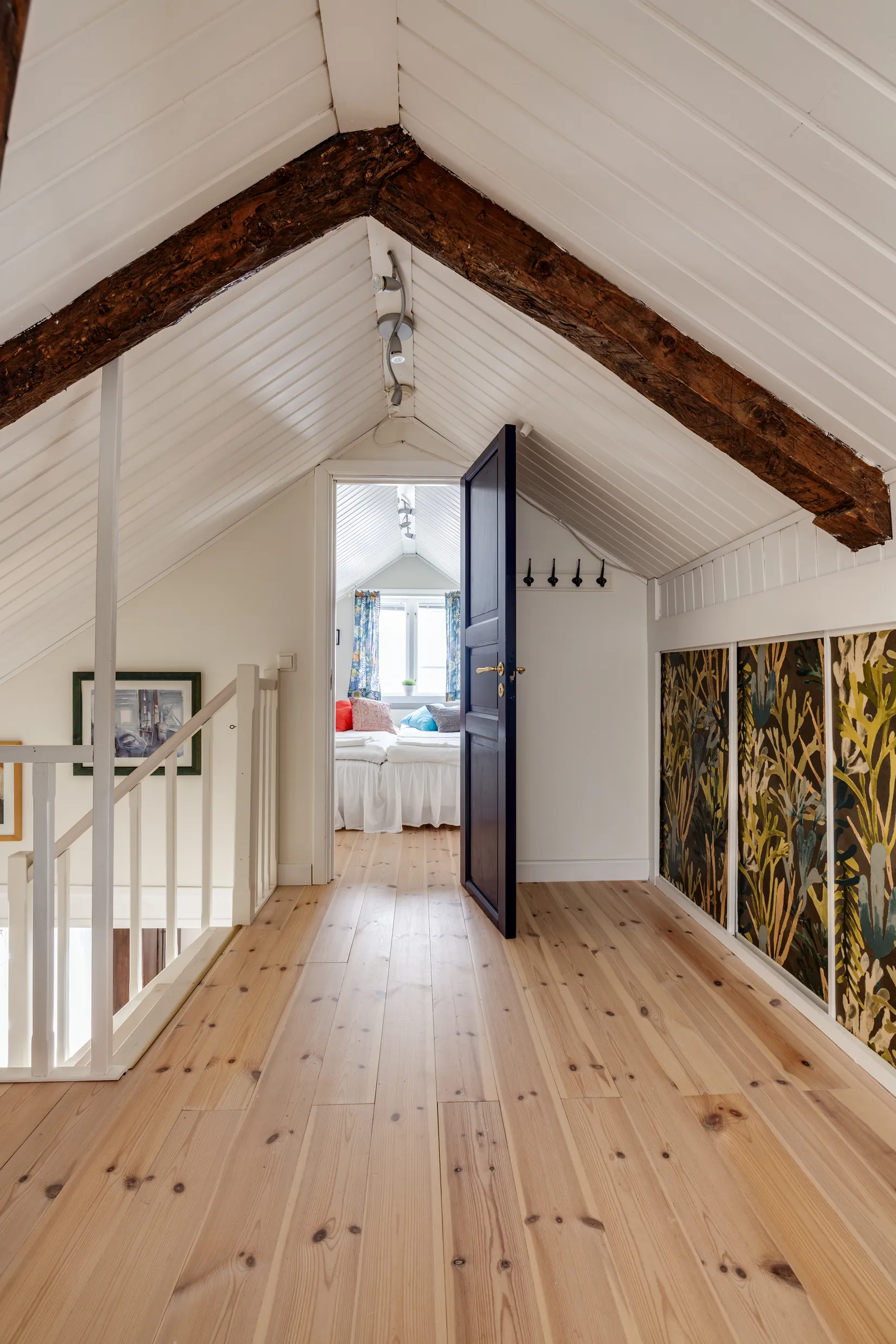 Villa, Klockarudden 1, Åstol, Tjörn