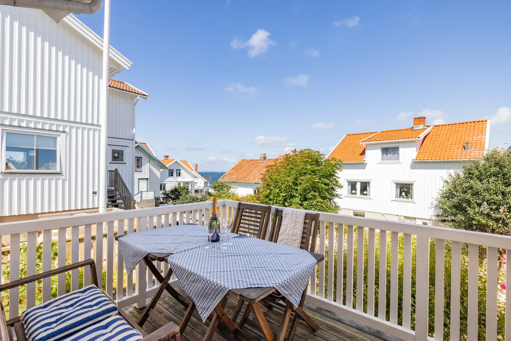 Villa, Klockarudden 1, Åstol, Tjörn