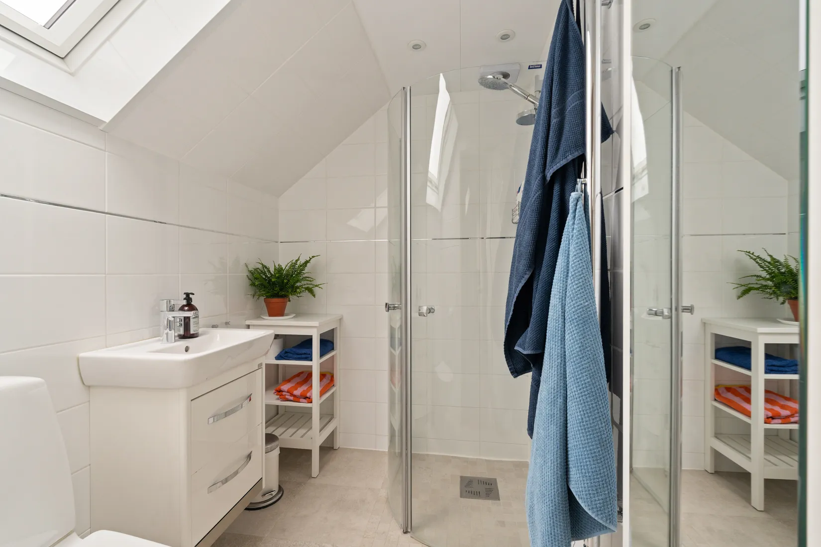 Radhus, Barrstigen 6, Bleket, Uddevalla