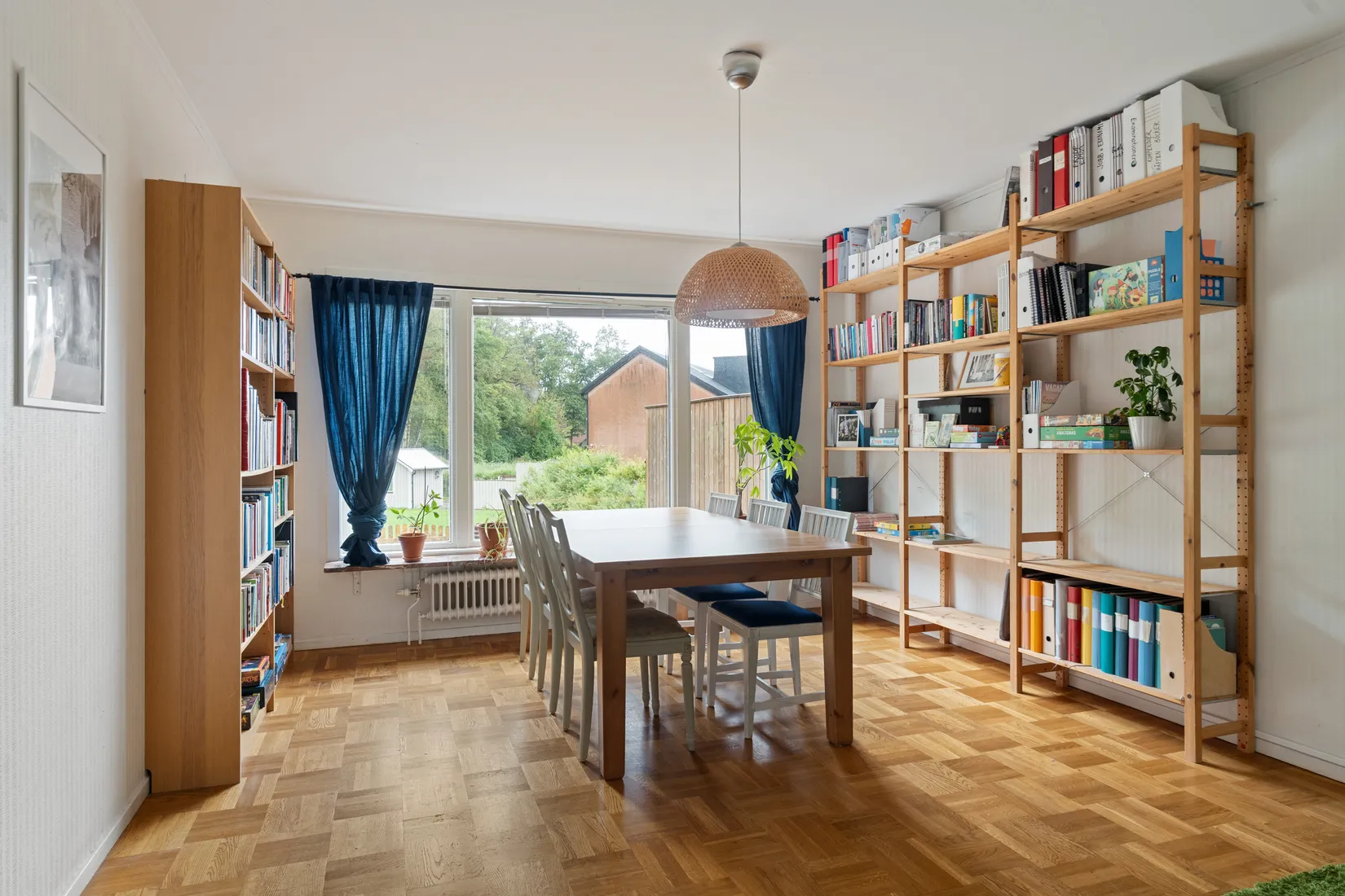 Radhus, Barrstigen 6, Bleket, Uddevalla