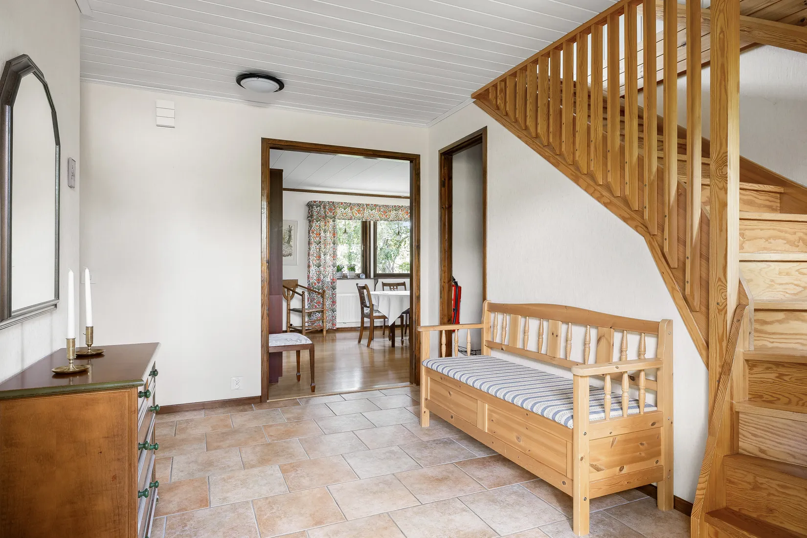 Villa, Lovisedalshöjden 35, Västra Bällsta, Vallentuna