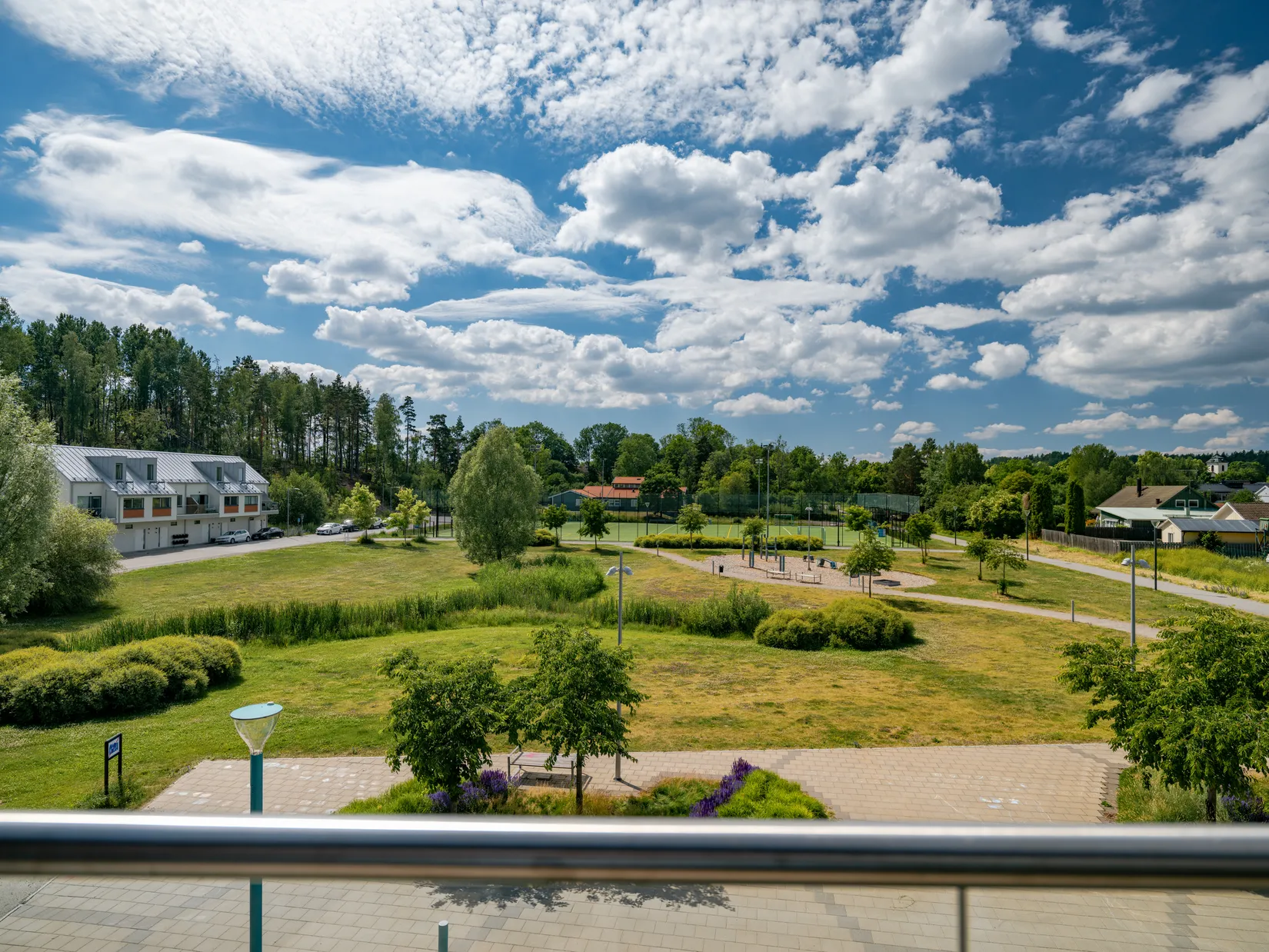 Radhus, Uppfinnargatan 1C, Fresta, Upplands Väsby