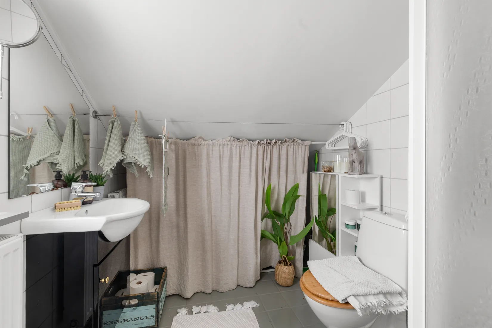 Villa, Månvägen 36, Hanviken/Trollbäcken, Tyresö