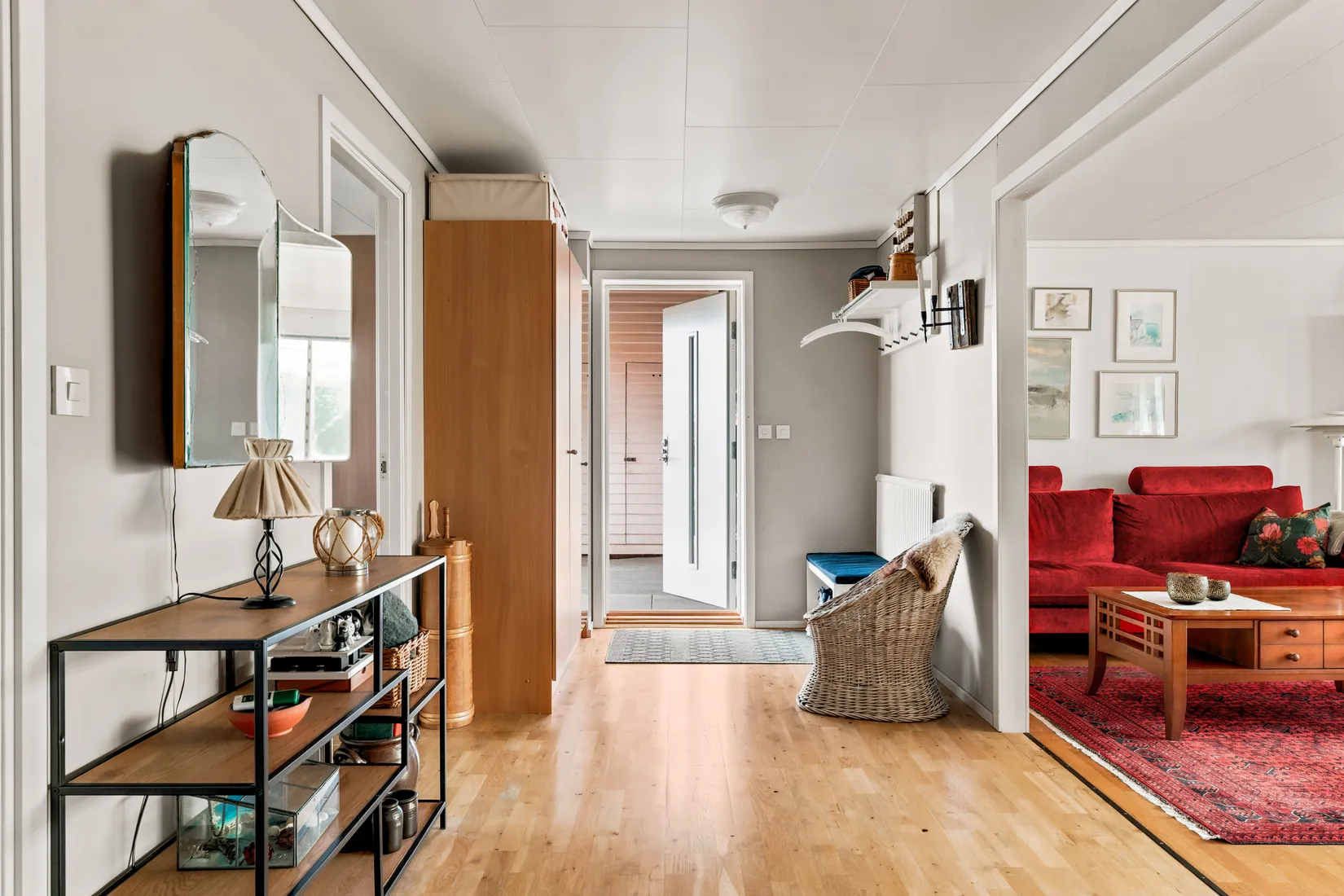 Radhus, Granvägen 35, Nyköping