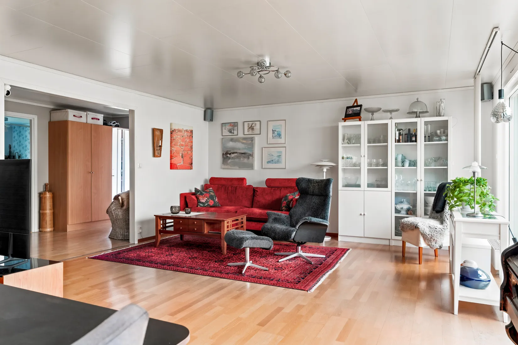 Radhus, Granvägen 35, Nyköping