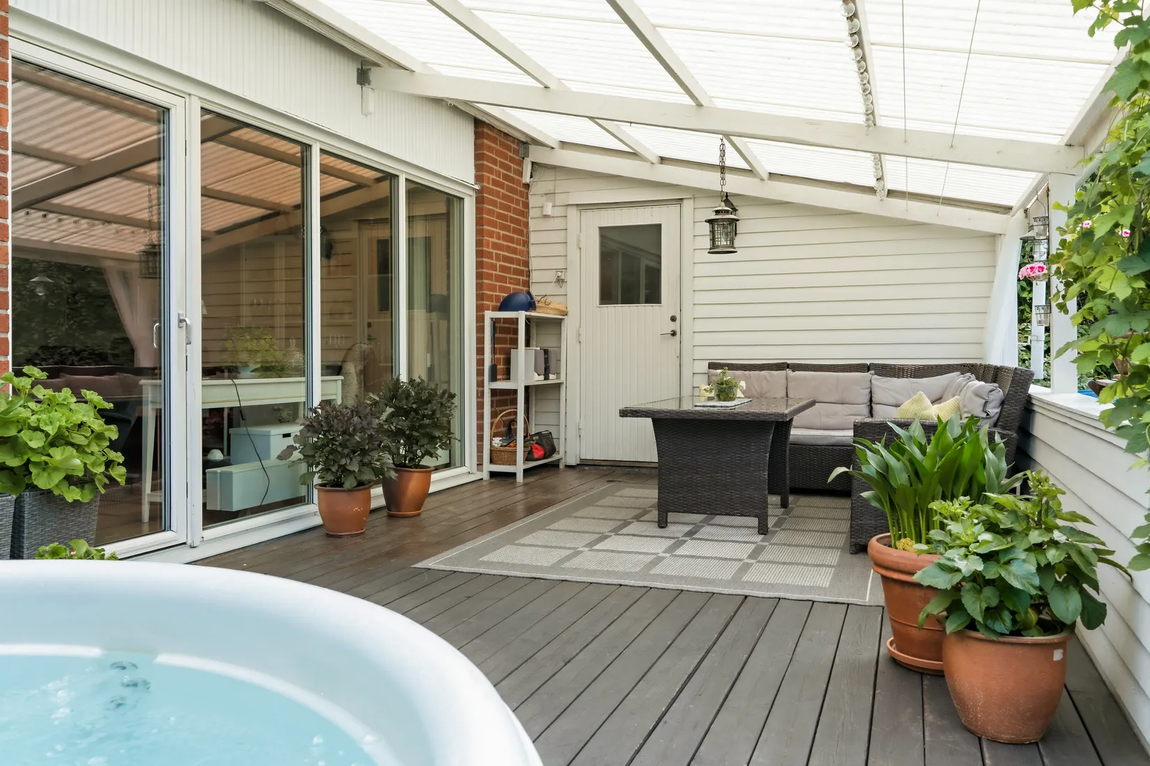 Radhus, Granvägen 35, Nyköping