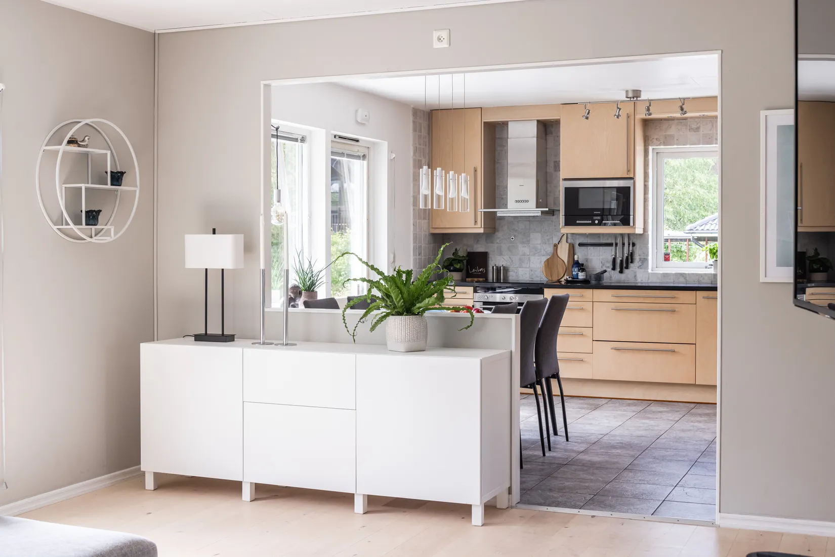 Villa, Lingonvägen 18, Sollentuna