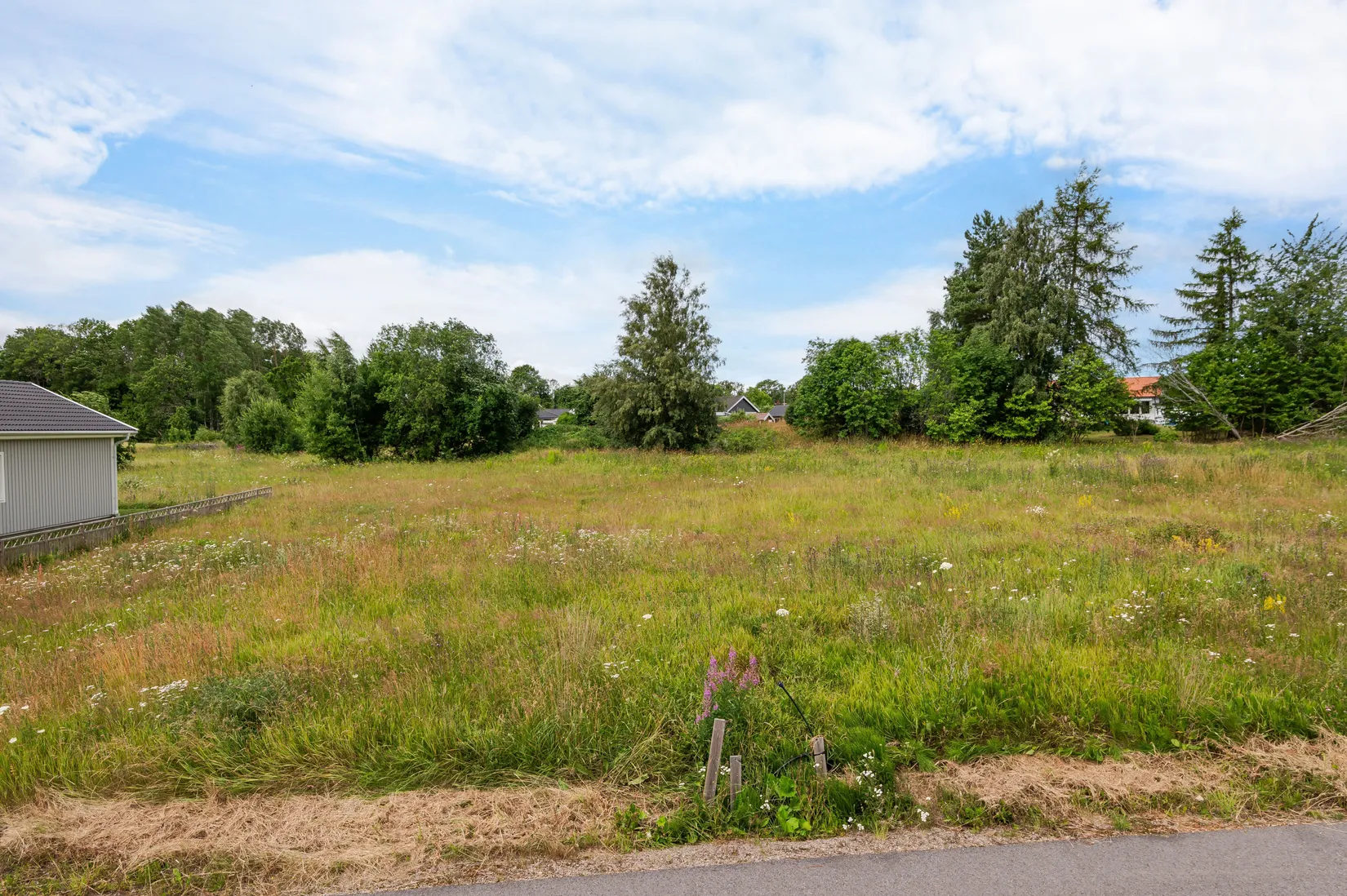Tomt, Åkerholmsvägen 11, Hogstad, Mjölby