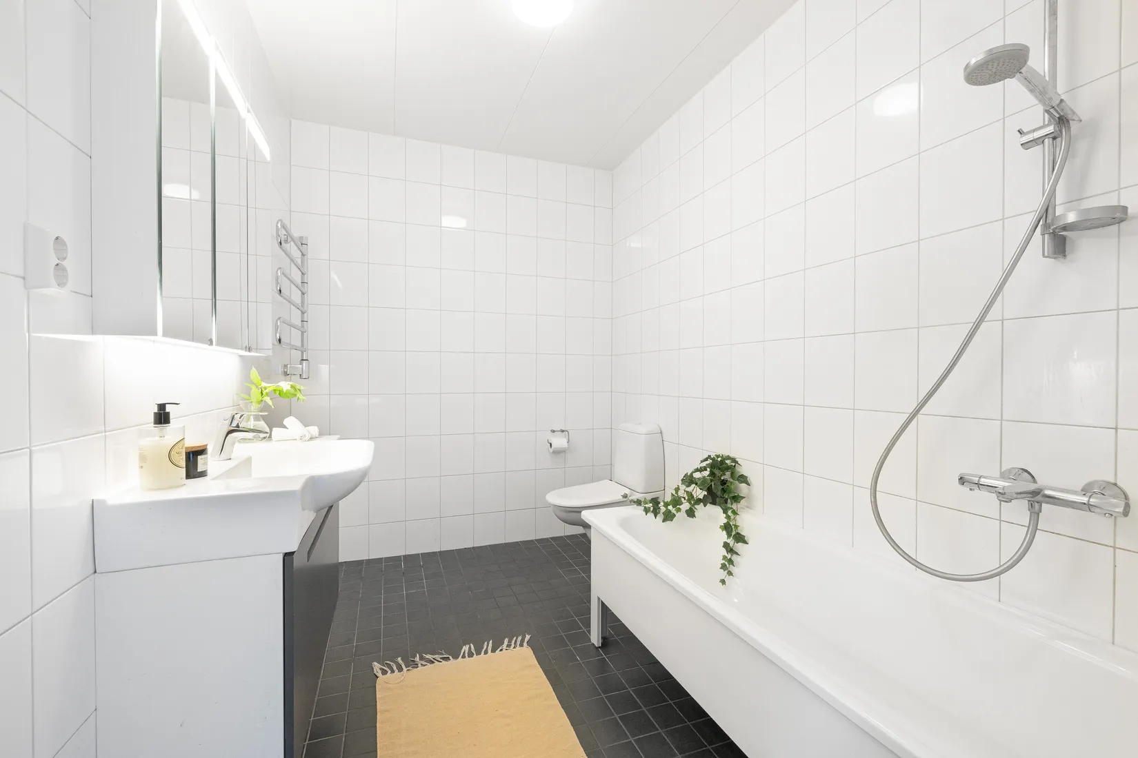 Radhus, Gåsörtsvägen 43, Ursvik, Sundbyberg
