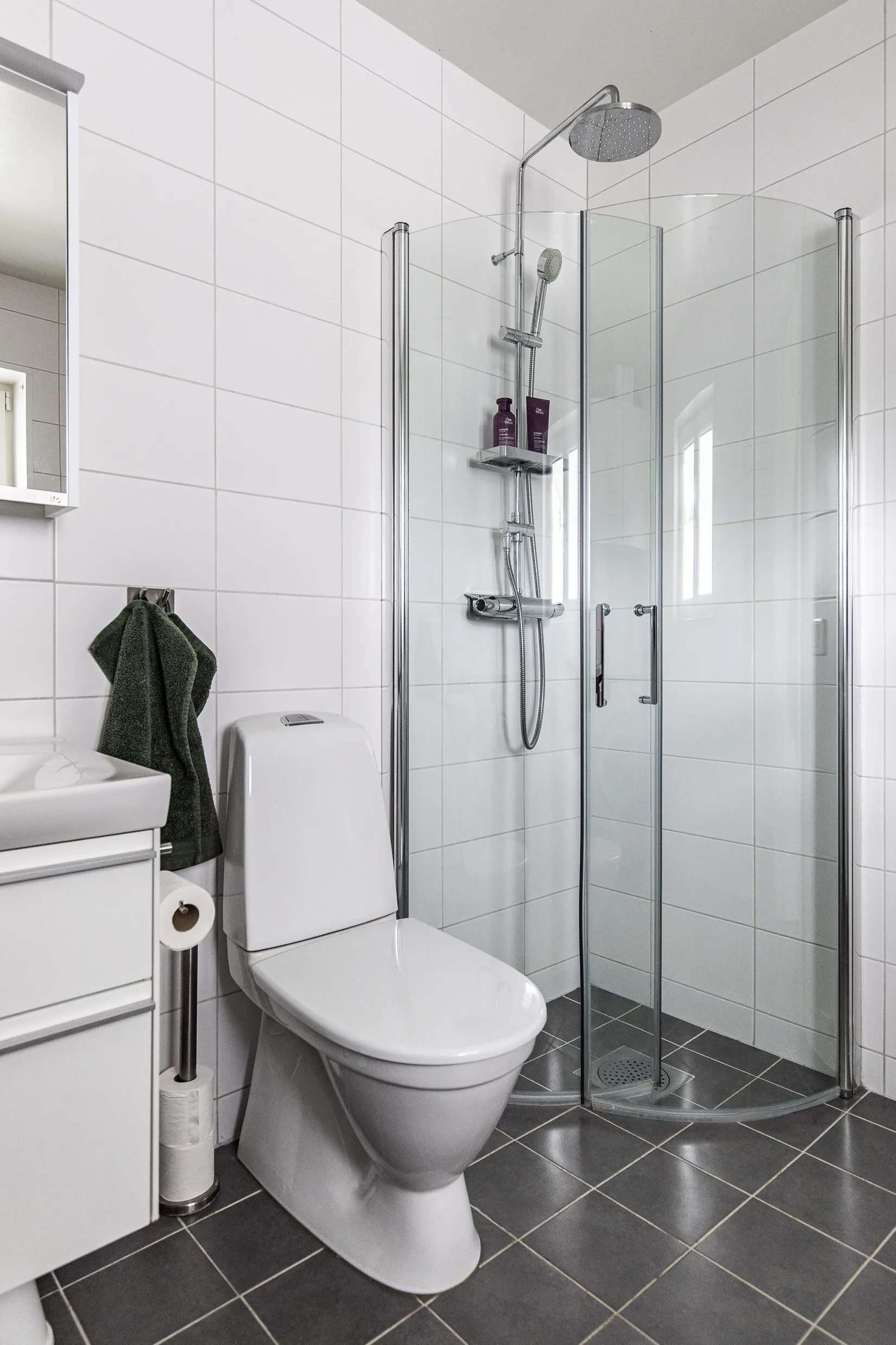 Radhus, Lövsångarvägen 3B, Sånghusvallen, Krokom