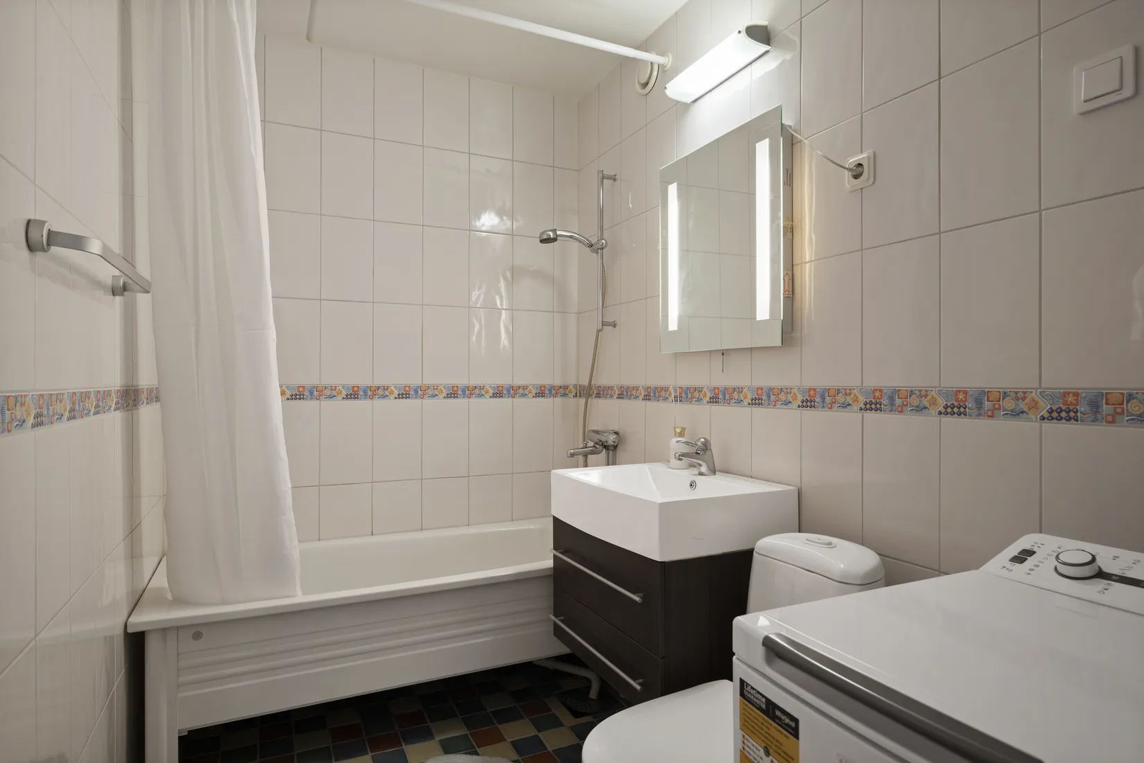 Bostadsrätt, Gustaf Bergs väg 17, Täby Centrum, Täby