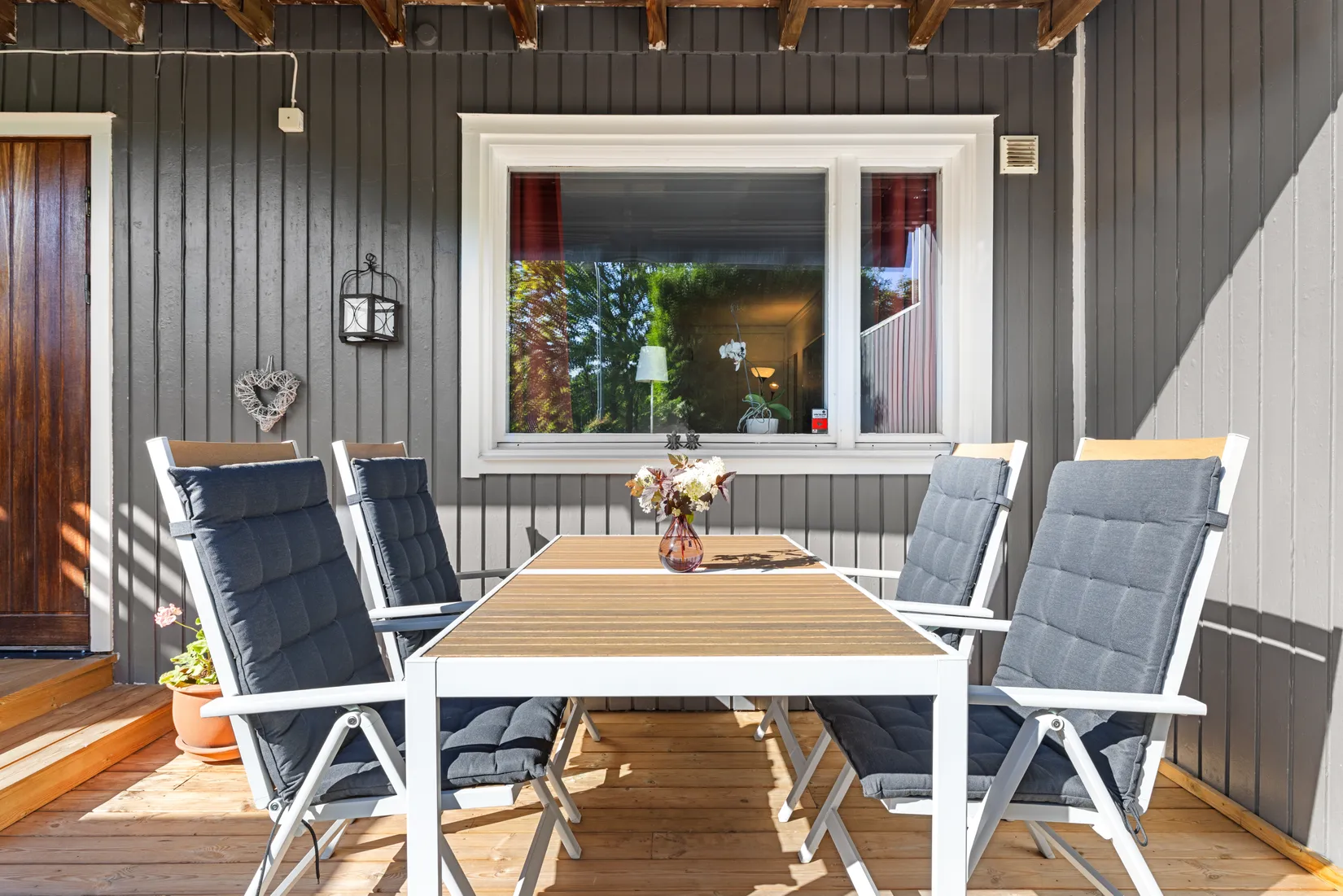 Radhus, Toredalsvägen 27, Toredal, Salem