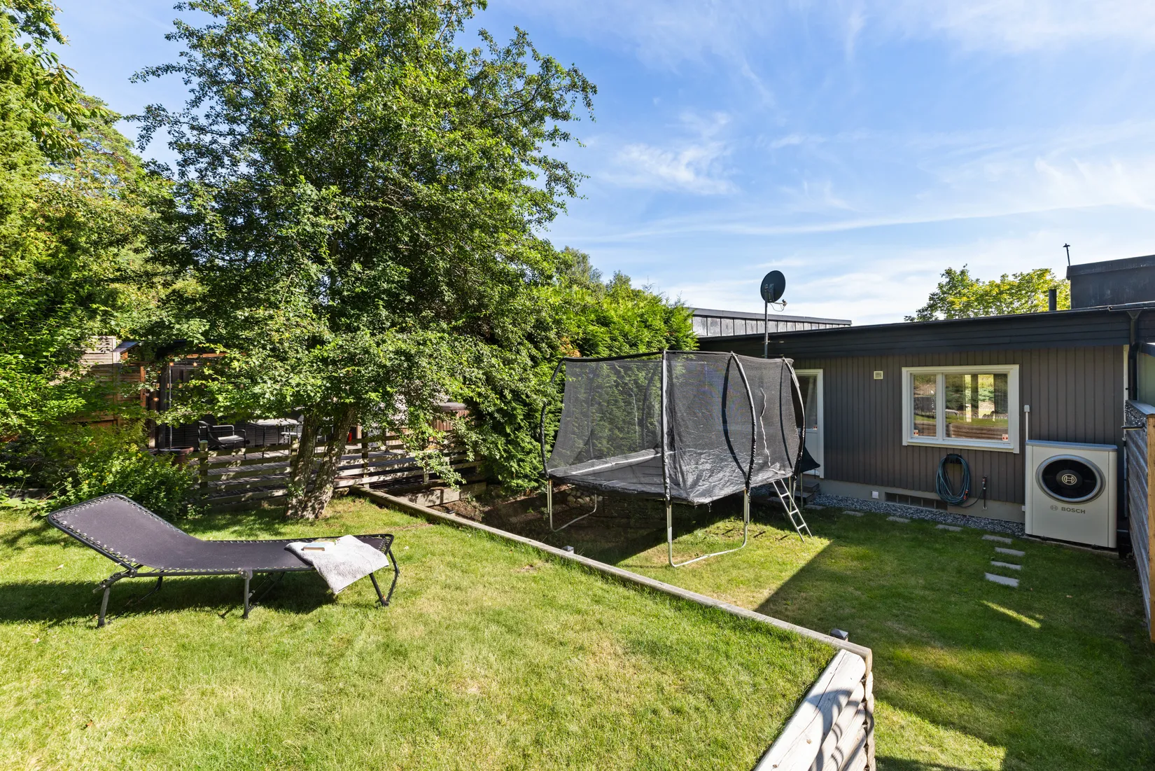 Radhus, Toredalsvägen 27, Toredal, Salem
