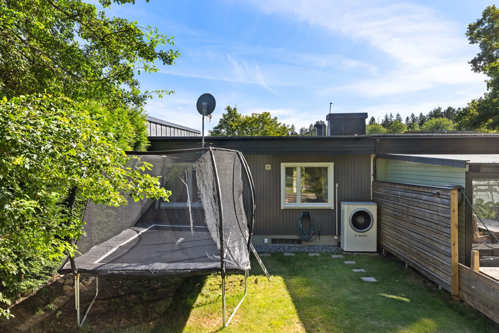 Radhus, Toredalsvägen 27, Toredal, Salem