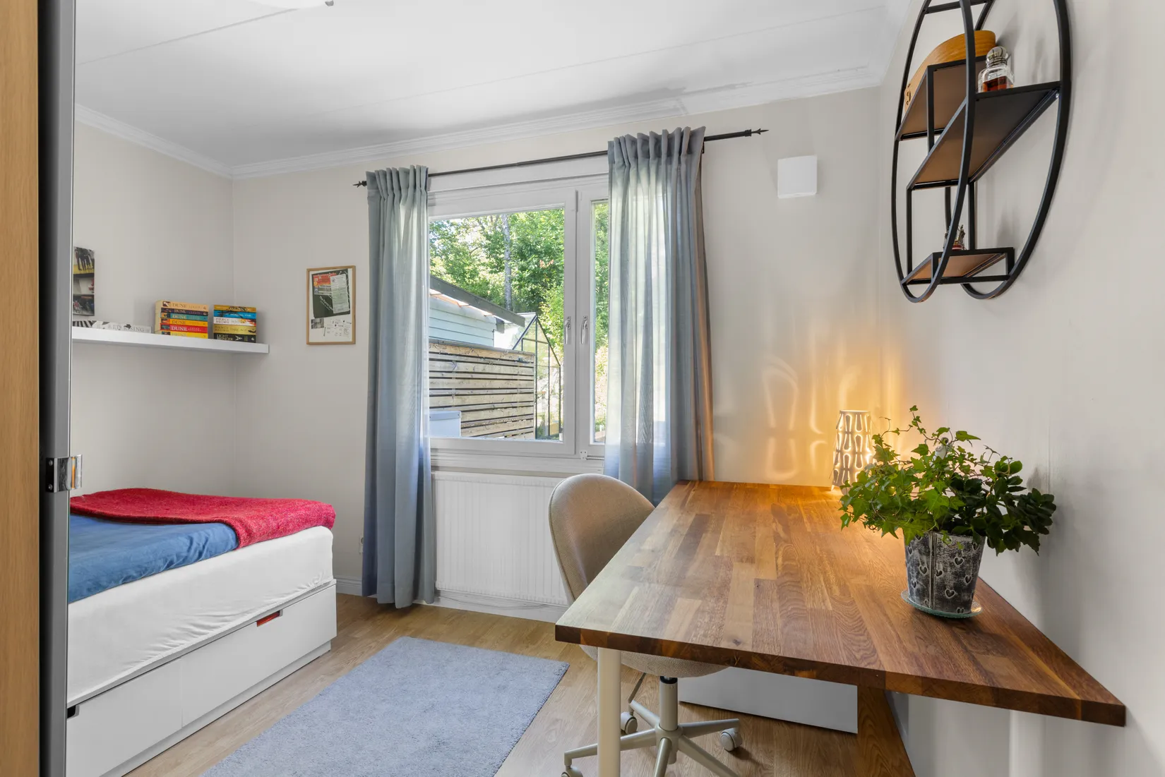 Radhus, Toredalsvägen 27, Toredal, Salem