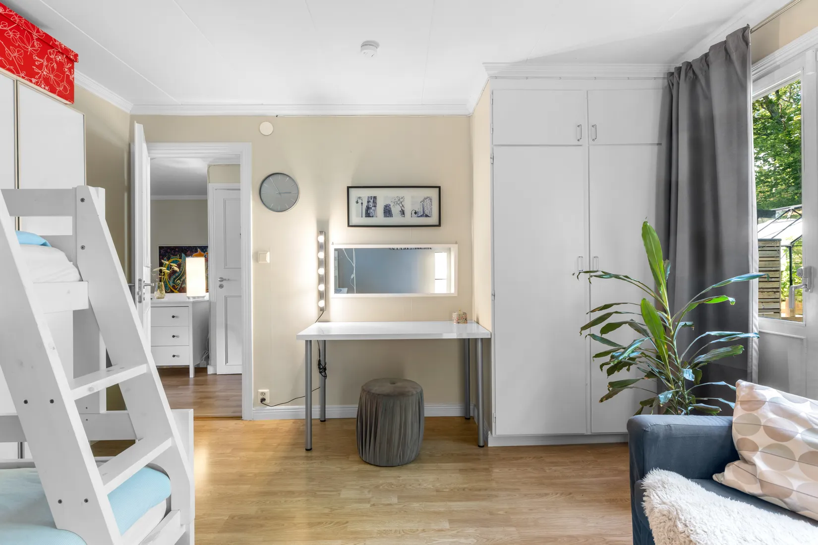 Radhus, Toredalsvägen 27, Toredal, Salem
