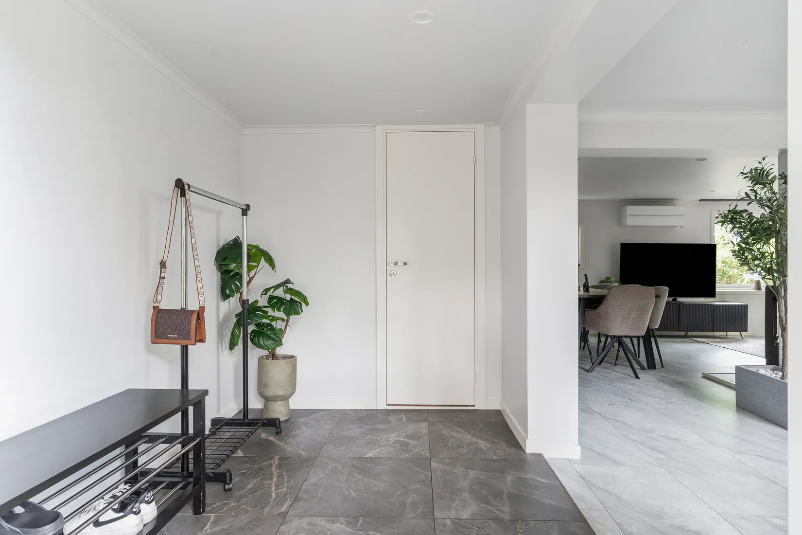 Villa, Borgaråsvägen 4, Lilla Edet Centrum, Lilla Edet