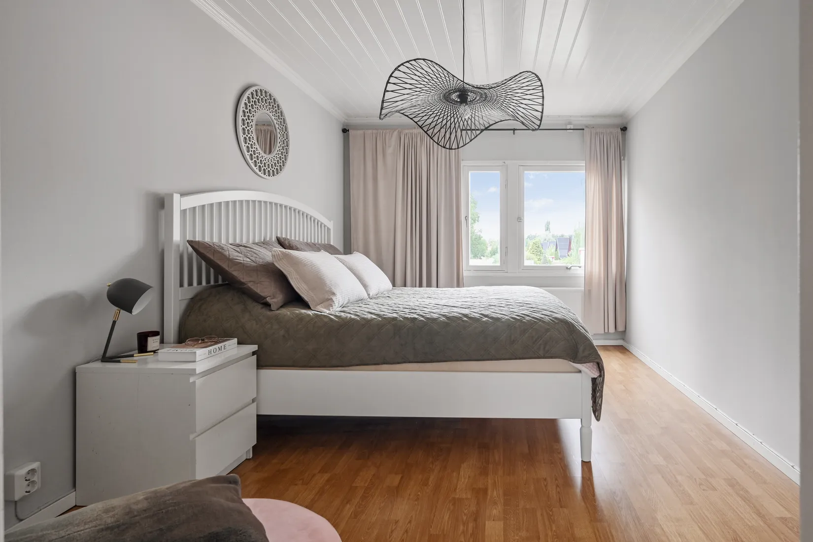 Radhus, Sundsborgsvägen 107, Odenslunda, Upplands Väsby