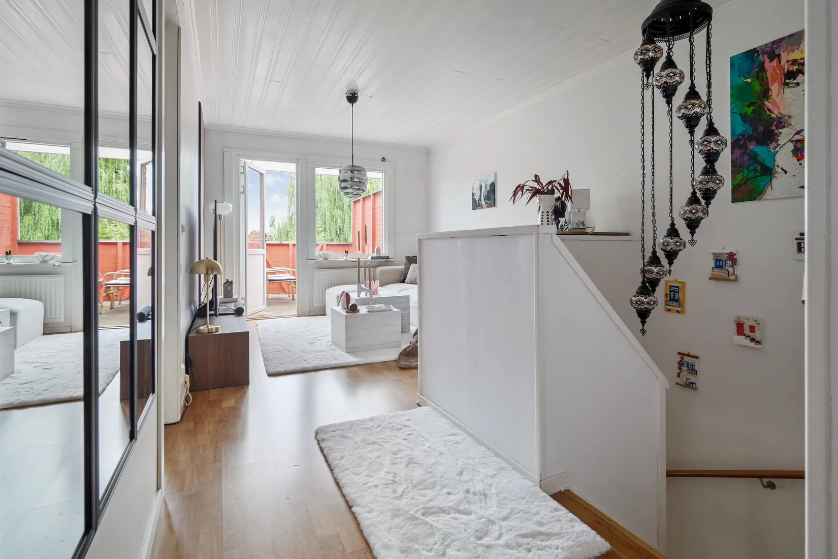 Radhus, Sundsborgsvägen 107, Odenslunda, Upplands Väsby